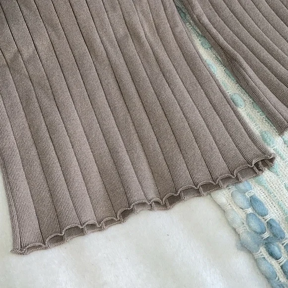 Emory Park Ribbed High-Rise Pants- XS/S - Picture 4 of 6